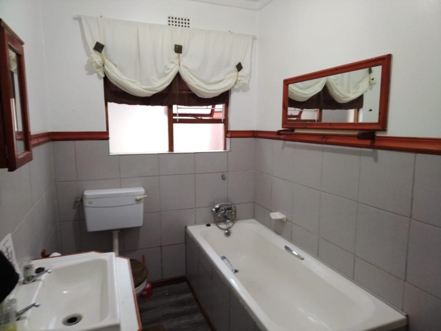 To Let 3 Bedroom Property for Rent in Vredenburg Western Cape